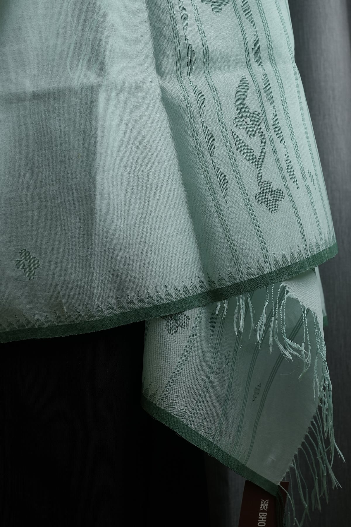 Teal green handwoven cotton Moirang Phee dupatta